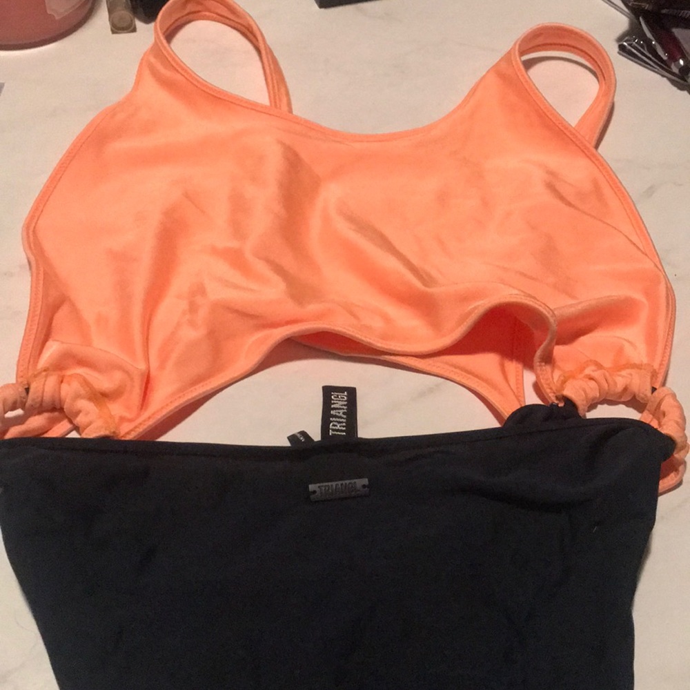 Triangl Colorblock One Piece -M